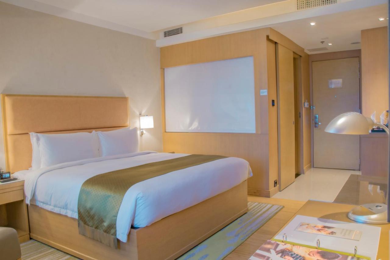 Holiday Inn Baguio City Centre, An Ihg Hotel Εξωτερικό φωτογραφία